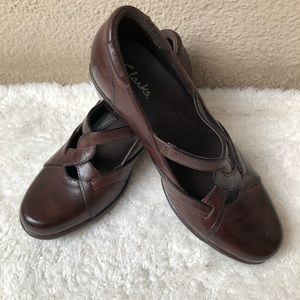 NEW! Clark’s Dk Brown Burnished Leather Pumps Sz 5